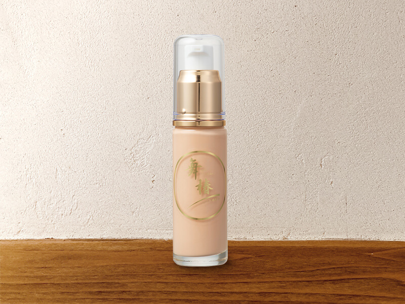 リクイドファンデーション