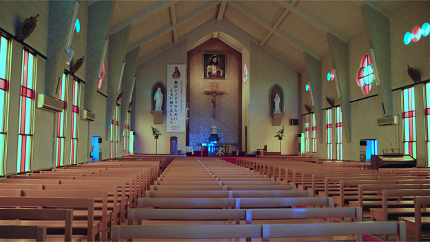 協会のステンドグラス